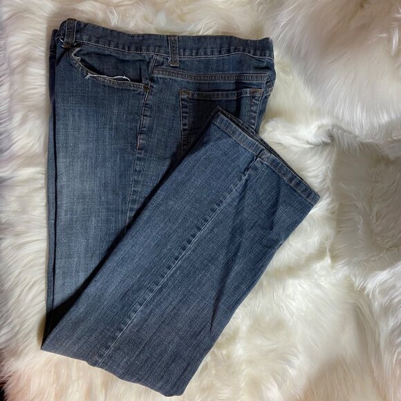 Daisy Fuentes Women's Jeans Size 12 Medium Wash Straight Leg Y2K Retro Denim - Picture 1 of 6